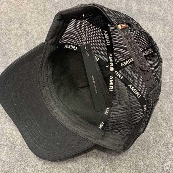 AMIRI コピー ロゴ刺繍メッシュキャップ 主役級 ストリート映え 人気上昇中 ベースボールキャップ