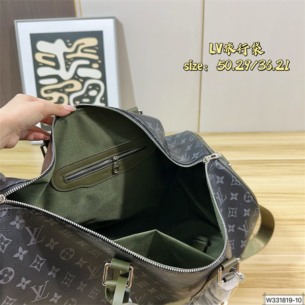 売れ筋候補 モノグラムデザイン LOUIS VUITTON ルイヴィトン コピー バッグ ダッフルバッグ 収納力あり