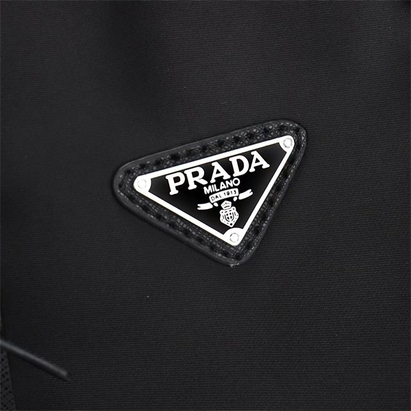 ナイロン製2026人気プラダボストンバッグコピー PRADA Saffiano大容量で旅行必携