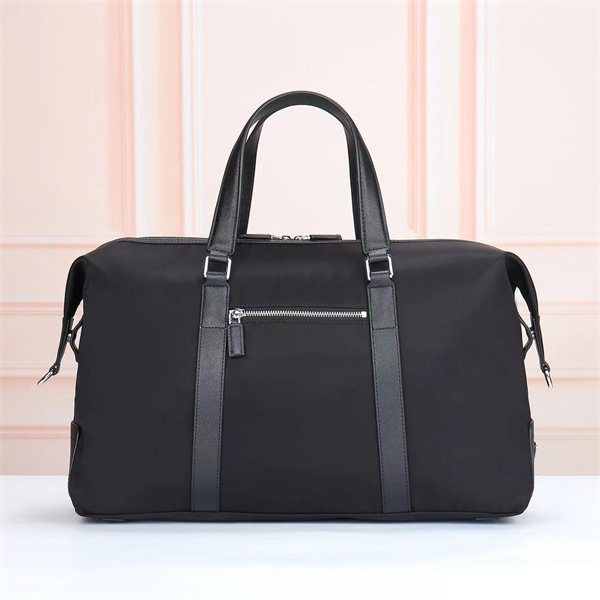 軽い防水2026最新プラダボストンバッグコピー PRADA メンズ収納性抜群