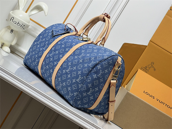 LOUIS VUITTON ルイヴィトン コピー バッグ ロゴ総柄 今季注目 デニム調デザイン ダッフルスタイル 出張対応