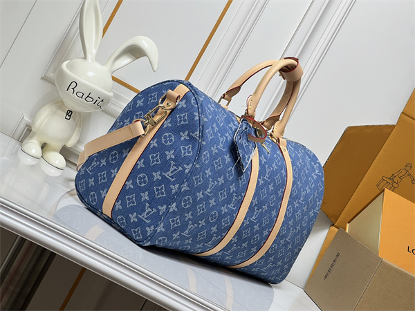 LOUIS VUITTON ルイヴィトン コピー バッグ ロゴ総柄 今季注目 デニム調デザイン ダッフルスタイル 出張対応