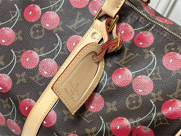 チェリー柄 選ばれやすい ダッフルスタイル 大容量 トラベル対応 LOUIS VUITTON ルイヴィトン コピー バッグ