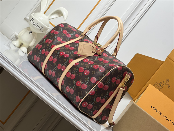 チェリー柄 選ばれやすい ダッフルスタイル 大容量 トラベル対応 LOUIS VUITTON ルイヴィトン コピー バッグ