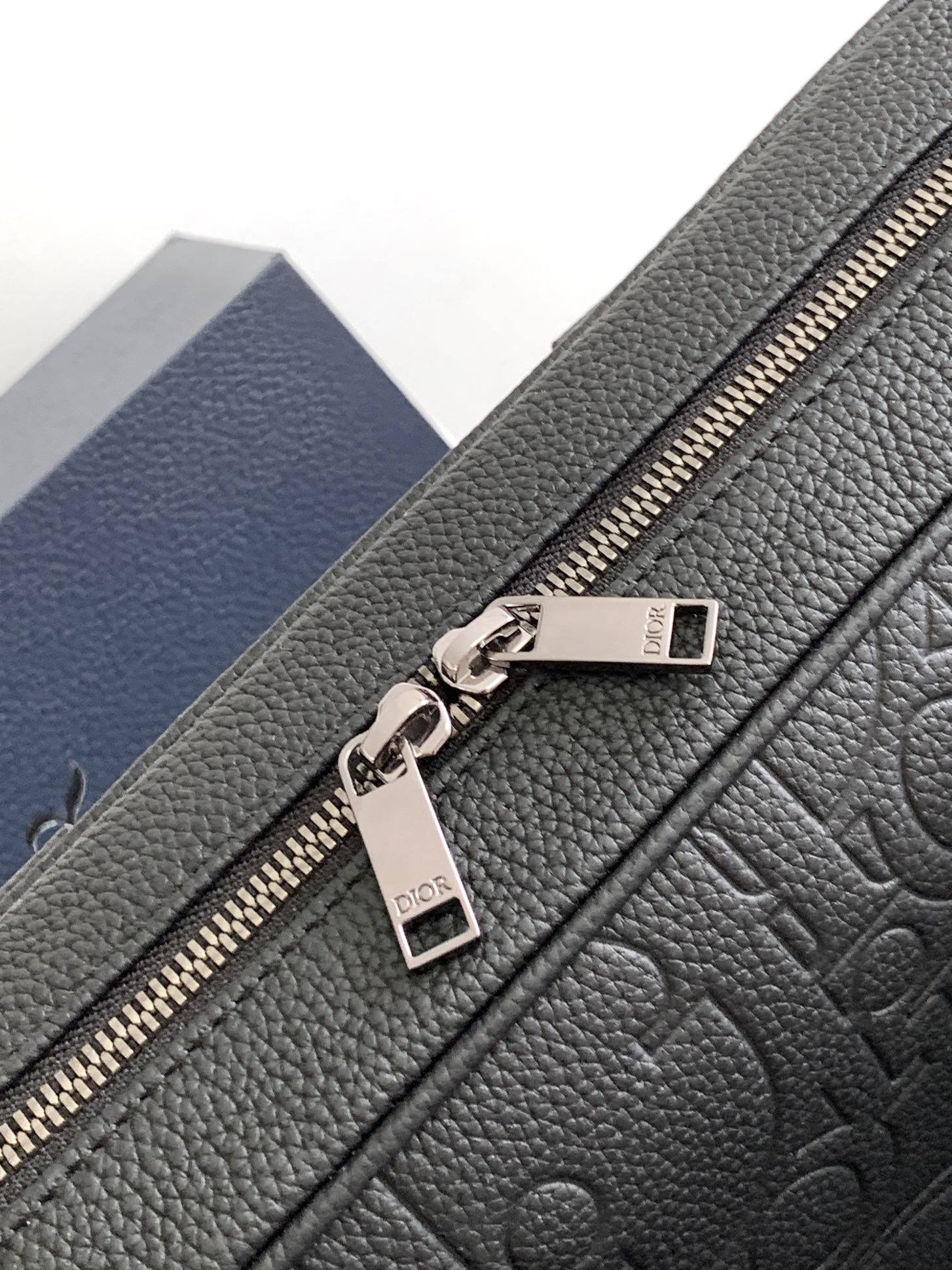 26SS新作Dior Gravity★ディオールビジネスバッグコピー最高品質人気1ESBR180CDP