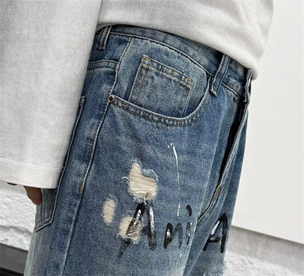 スターアート ダメージジーンズ デザイン性抜群 AMIRI アミリ コピー ジーンズ 着映えアイテム ストリートモード 高評価候補