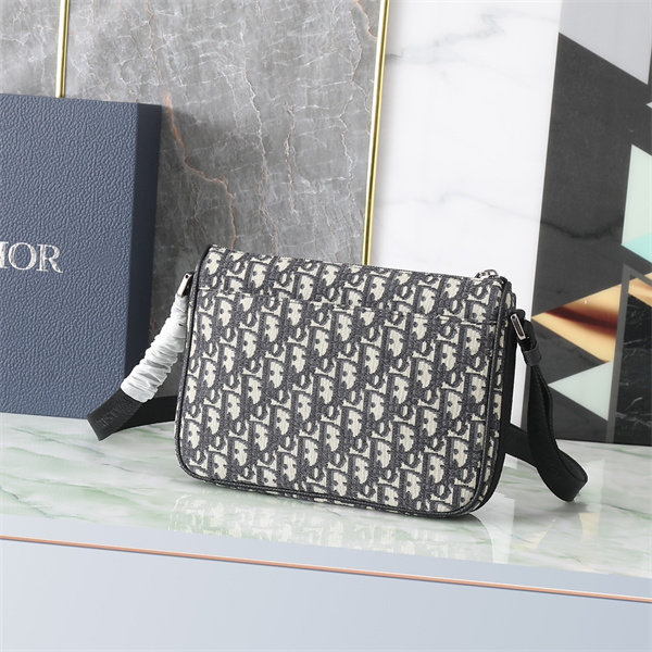 2026定番Dior Oblique ディオール メッセンジャーバッグスーパーコピーお洒落 上質なアイテム