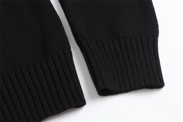 クラシックエンブレム刺繍 クルーネック モードクラシカル AMIRI アミリ コピー ニット こなれ見え 上質ストリート