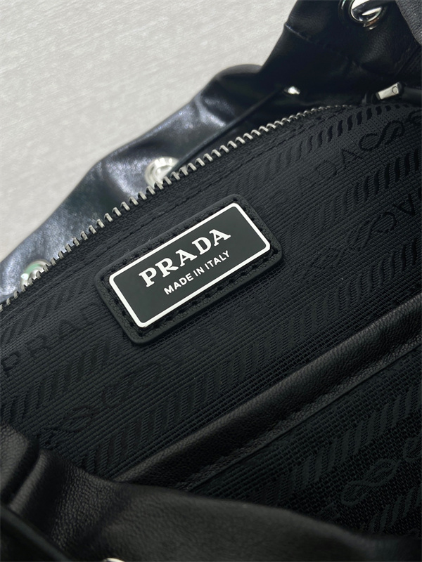 2026トレンド最新♡PRADAプラダリュックサックコピー春夏流行り上品 2VZ118