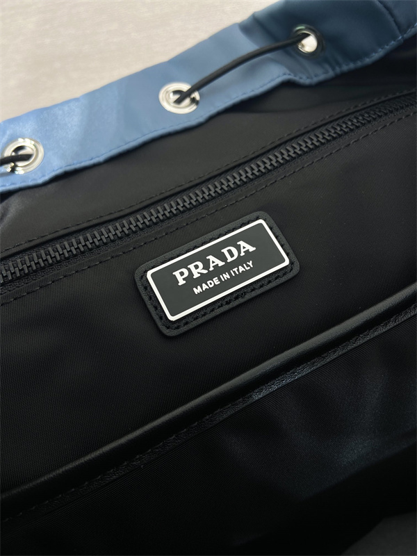 人気上昇中☆☆PRADAプラダリュックサックコピー2VZ118高級感大容量旅行用