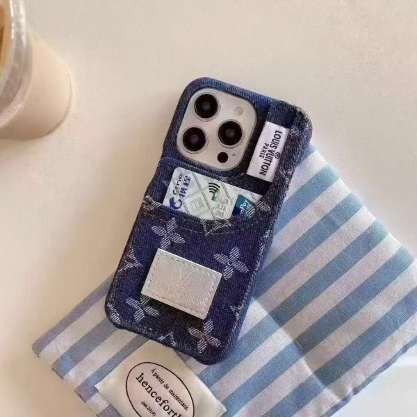 LOUIS VUITTON コピー IPHONE17 新作 デニム調 ポケット付き iPhoneケース モノグラム 保護ケース 売れ筋候補