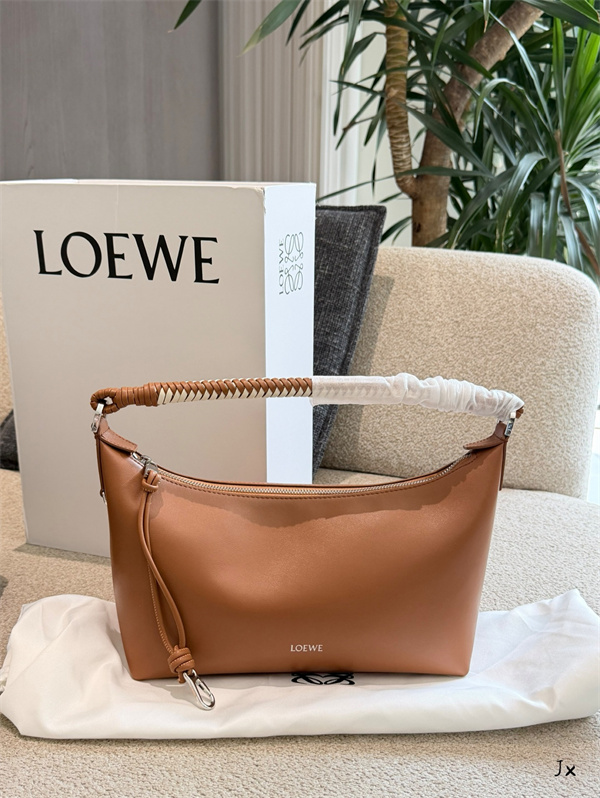 Loewe ロエベハンドバッグコピー2026人気新作ファッション最新トレンド4色斜め掛け