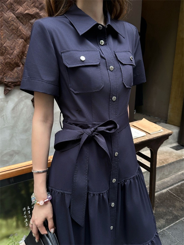 上質フェミニン ティアードロングワンピース 軽やか素材 DIOR ディオール コピー ワンピース きれいめスタイル 都会的モード感