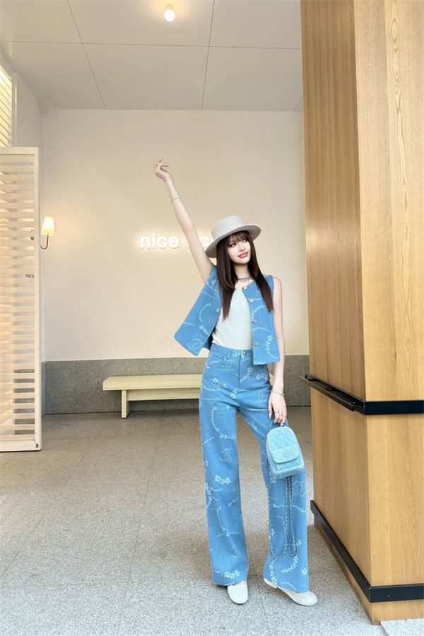ランキング急上昇 上質エレガントスタイル CHANEL シャネル コピー ワンピース セレブ風コーデ 人気アイテム