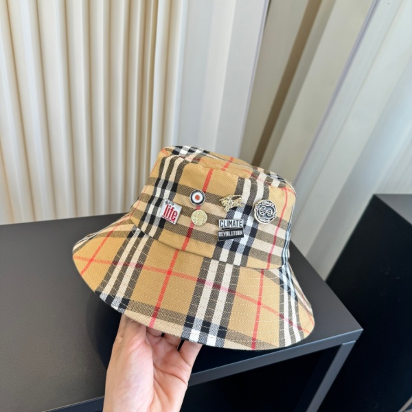 BURBERRY バーバリー 2026  ヴィンテージチェックバケットハット ワッペンデザイン ユニセックス クラシックスタイル