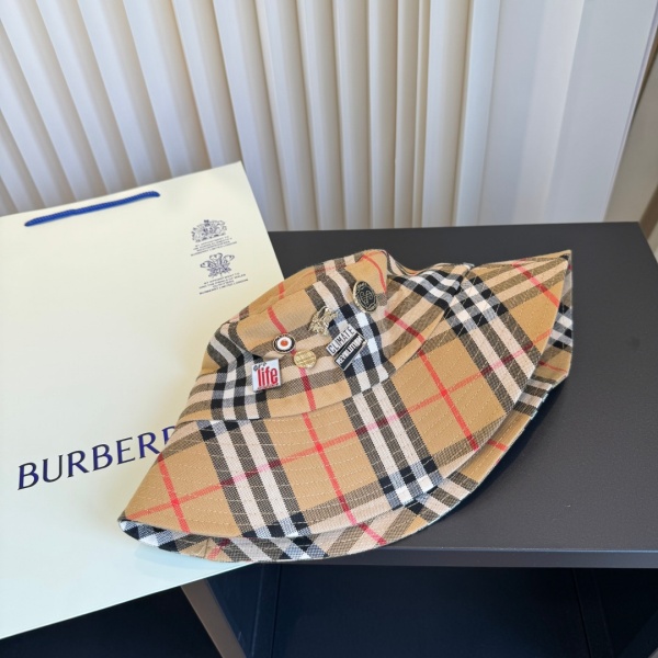 BURBERRY バーバリー 2026  ヴィンテージチェックバケットハット ワッペンデザイン ユニセックス クラシックスタイル