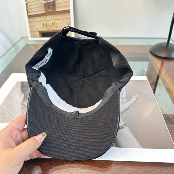 Dior ディオール 2026新作 ロゴ刺繍ベースボールキャップ キャンバス ユニセックス カジュアル 定番人気