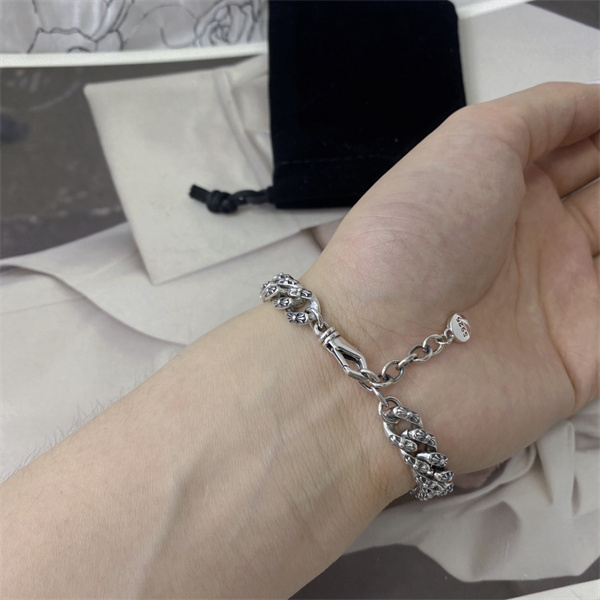 トレンド☆Chrome Heartsクロムハーツブレスレットコピー日常使いメンズファッションアクセサリー