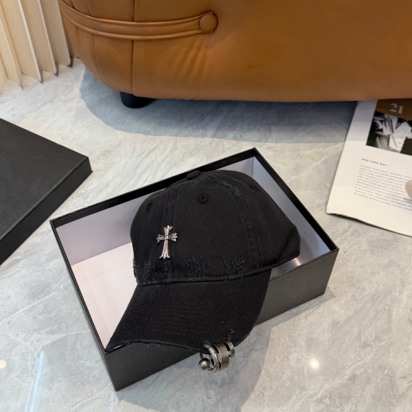 Chrome Hearts クロムハーツ 2026新作 クロスモチーフヴィンテージダメージベースボールキャップ メタルリング付き ユニセックス 人気