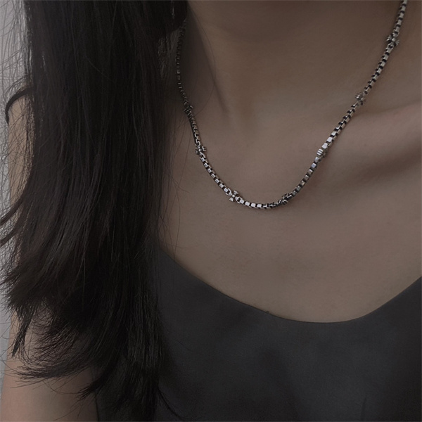 人気トレンド☆Chrome Heartsクロムハーツネックレスコピー洗練された個性2026新作激安通販