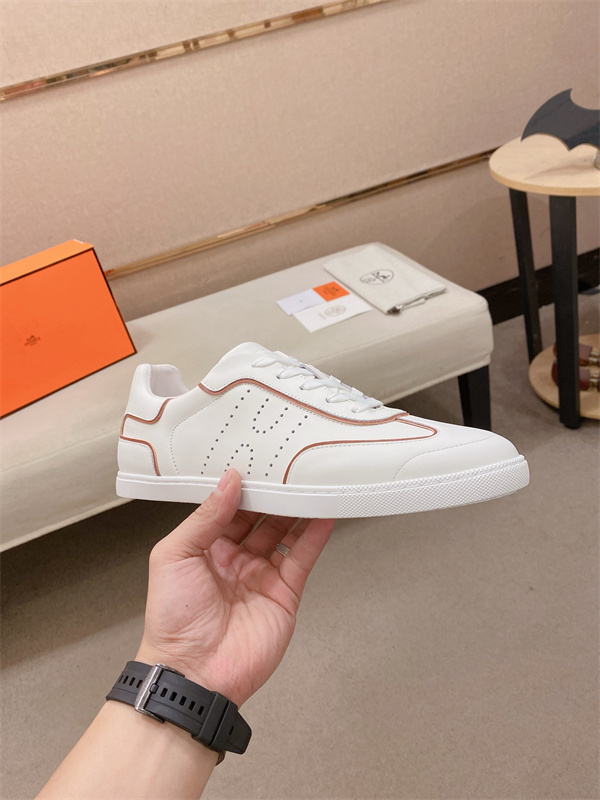 入手困難2026SS★Hermès エルメススニーカースーパーコピー履き心地メンズおしゃれカジュアルスタイル