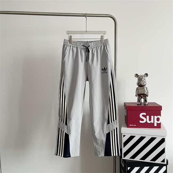 トラックパンツ サイドライン切替 軽量タイプ BALENCIAGA バレンシアガ