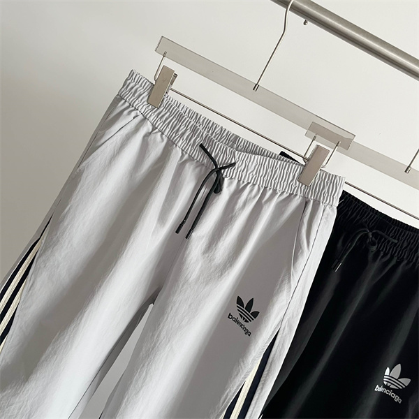 トラックパンツ サイドライン切替 軽量タイプ BALENCIAGA バレンシアガ コピー パンツ スポーツミックス × アディダス オリジナルス コラボ
