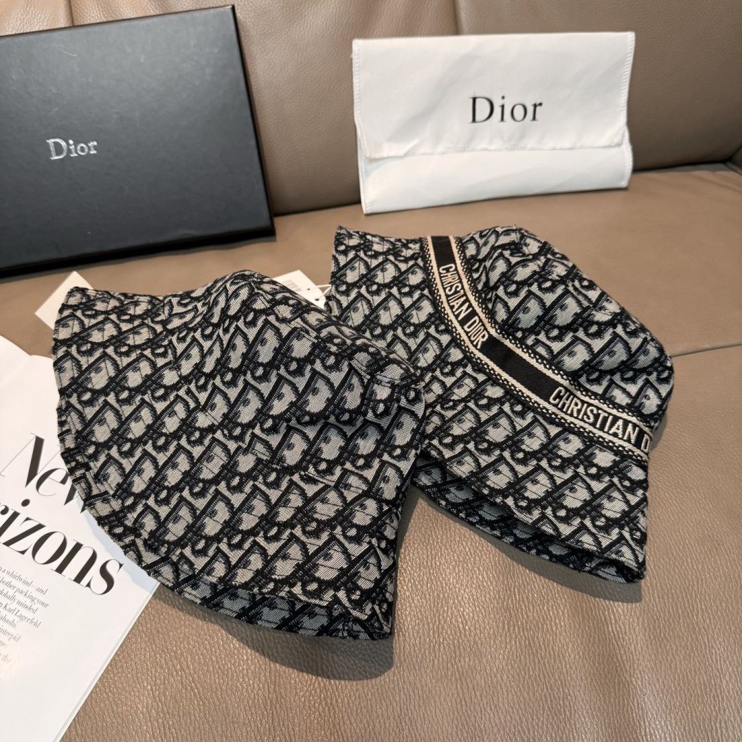 DIORディオールバケットハットコピー高品質頭囲57cm対応おしゃれで万能な一