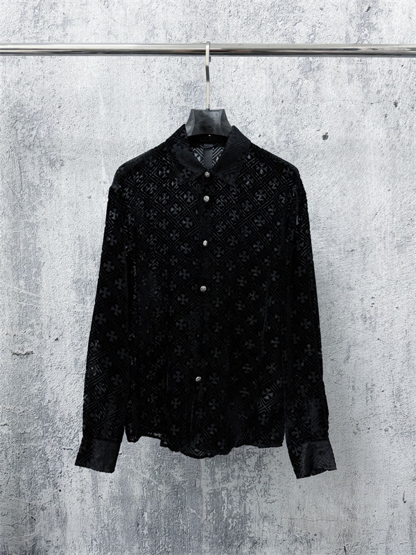  ロゴ総柄 ボタン仕様 CHROME HEARTS クロムハーツ コピー シャツ きれいめカジュアル 今季チェック