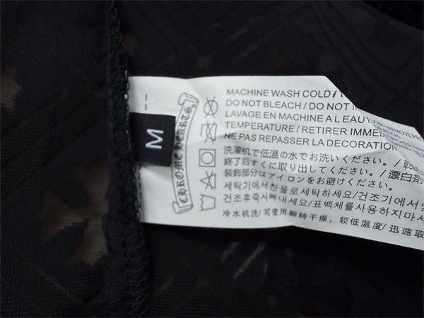 ロゴ総柄 ボタン仕様 CHROME HEARTS クロムハーツ コピー シャツ きれいめカジュアル 今季チェック