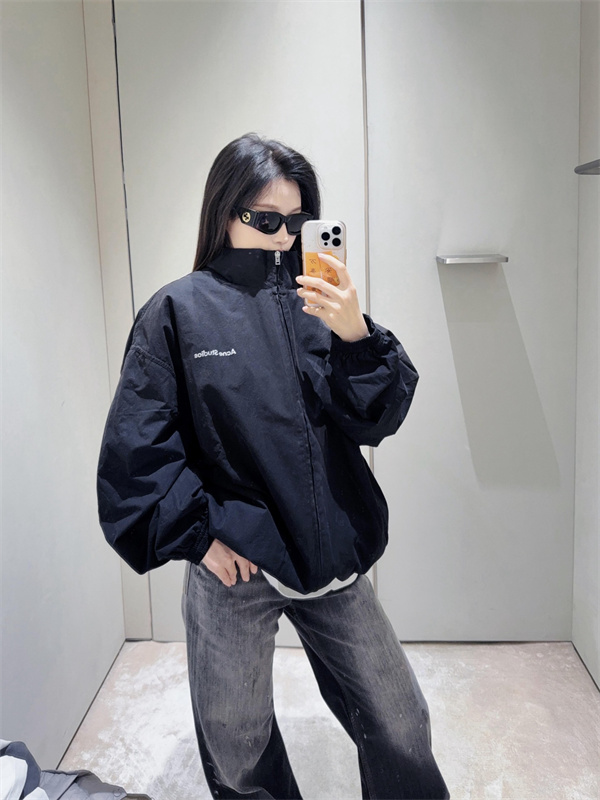ライトジャケット フード付き 薄手アウター 春夏対応 軽量タイプ 旅行コーデ ACNE STUDIOS アクネストゥディオズ コピー ジャケット