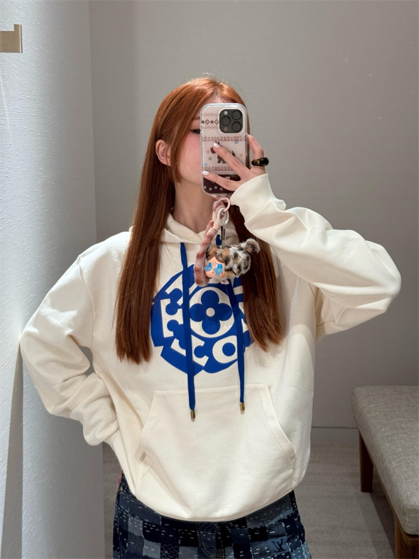 プルオーバー フード付き LOUIS VUITTON ルイヴィトン コピー パーカー ゆったりシルエット 休日コーデ 注目商品