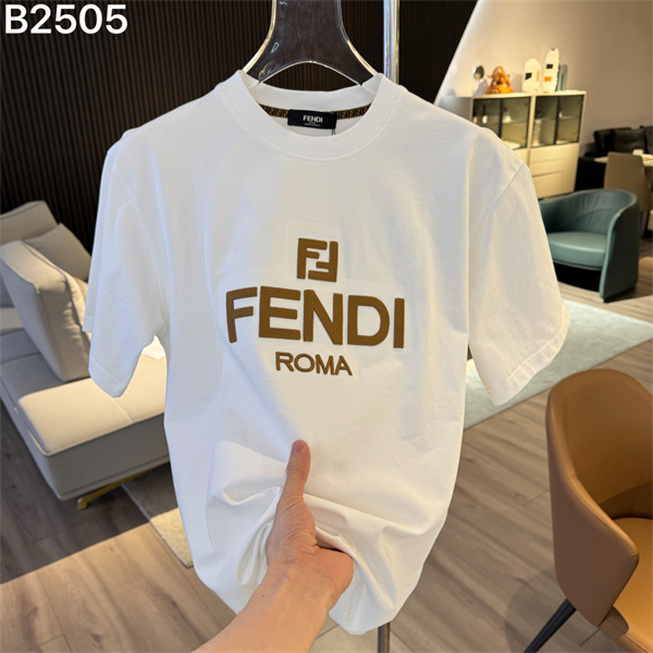 2026着回し度高めアイテム  フェンディ FENDI 半袖Tシャツ コピー激安(日本最大級)