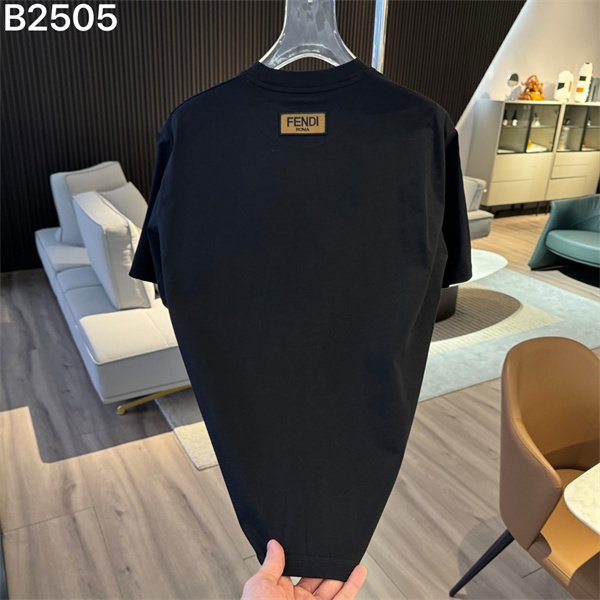 2026着回し度高めアイテム  フェンディ FENDI 半袖Tシャツ コピー激安(日本最大級)