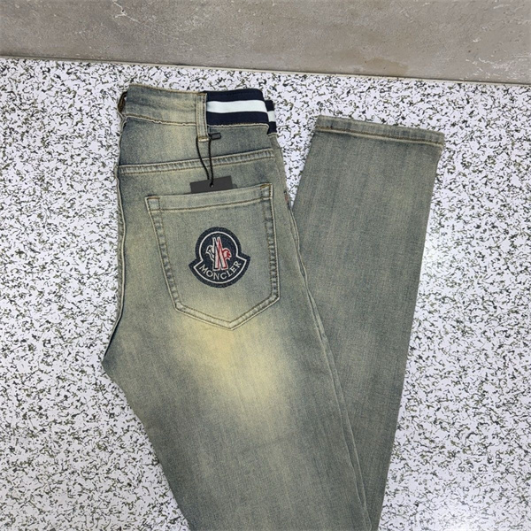 MONCLER 数年愛用しても人気アイテム デニムパンツ 特に話題なの上品　即完売 モンクレール 最新トレンド2019年春夏コレクション ブランド コピー 激安(日本最大級)