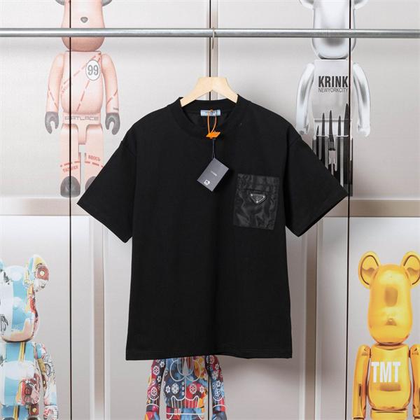 カジュアル半袖 ロゴポケットデザイン メンズ 高見え PRADA プラダ コピー Tシャツ 人気モデル