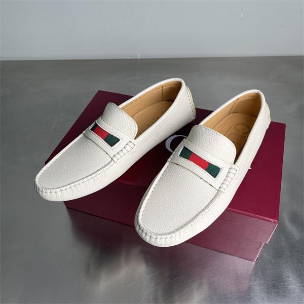 グッチモカシンスーパーコピードライビングローファーGUCCIメンズファッション2026最新