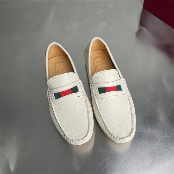 グッチモカシンスーパーコピードライビングローファーGUCCIメンズファッション2026最新