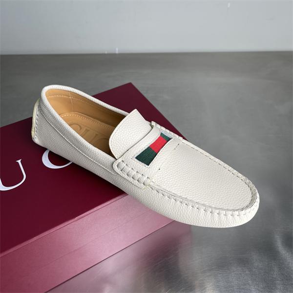 グッチモカシンスーパーコピードライビングローファーGUCCIメンズファッション2026最新