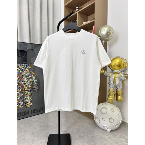 ロゴアクセント 半袖 メンズ スタイリッシュ こなれ感 LOUIS VUITTON ルイヴィトン コピー Tシャツ 人気モデル