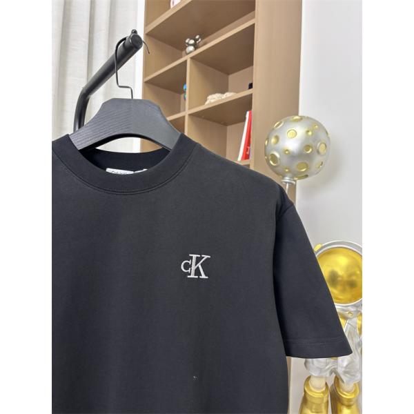 ロゴアクセント 半袖 メンズ スタイリッシュ こなれ感 LOUIS VUITTON ルイヴィトン コピー Tシャツ 人気モデル