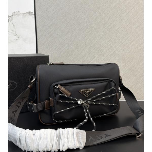 【2026激安】Re-NylonプラダショルダーバッグスーパーコピーSaffiano Prada ユニセックス上品