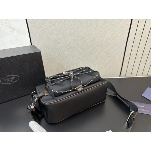 【2026激安】Re-NylonプラダショルダーバッグスーパーコピーSaffiano Prada ユニセックス上品