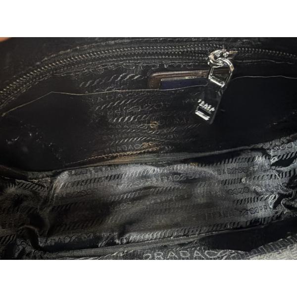 【2026激安】Re-NylonプラダショルダーバッグスーパーコピーSaffiano Prada ユニセックス上品