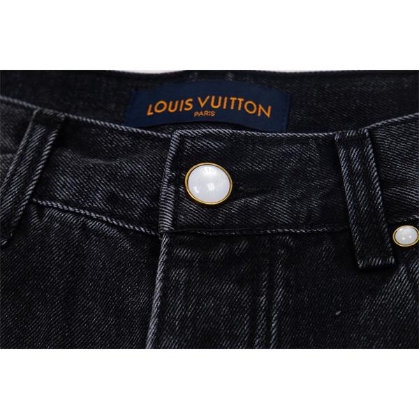 バックロゴ刺繍 メンズ ウォッシュ加工 ワイドシルエット 着映え LOUIS VUITTON ルイヴィトン コピー デニムパンツ 存在感抜群