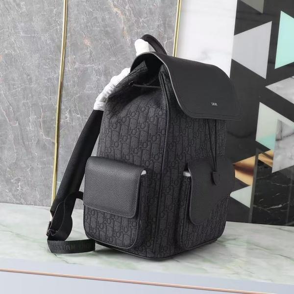 DIOR ディオール リュック メンズバックパック 総柄デザイン フロントポケット 大容量 軽量仕様 アウトドア 旅行 トレンド 人気