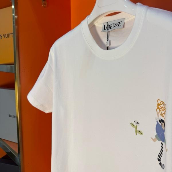LOEWE ロエベ アナグラム キャラクタープリントTシャツ 高密度コットン 立体表現 デイリー カジュアル 売れ筋 ユニセックス