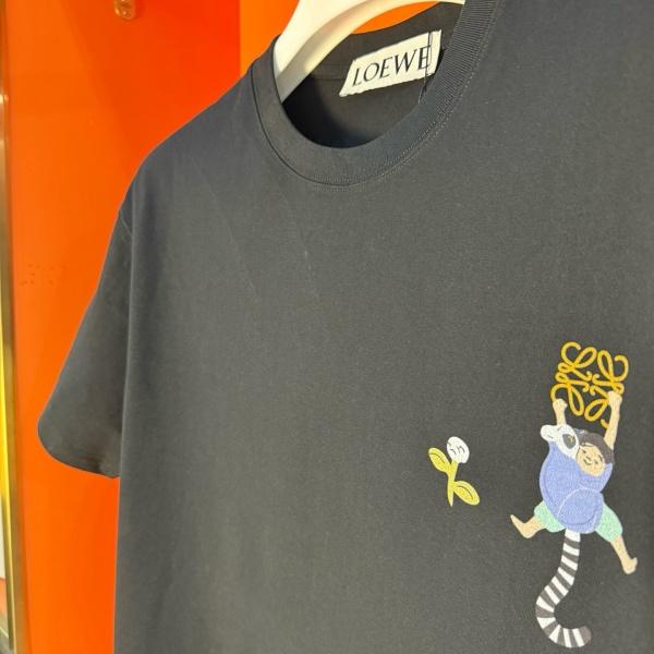 LOEWE ロエベ アナグラム キャラクタープリントTシャツ 高密度コットン 立体表現 デイリー カジュアル 売れ筋 ユニセックス