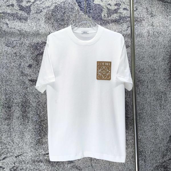 LOEWE コピー ロエベ 2026春夏新作 仮ポケット風アナグラムロゴ 半袖Tシャツ 男女兼用 人気 カジュアル トップス