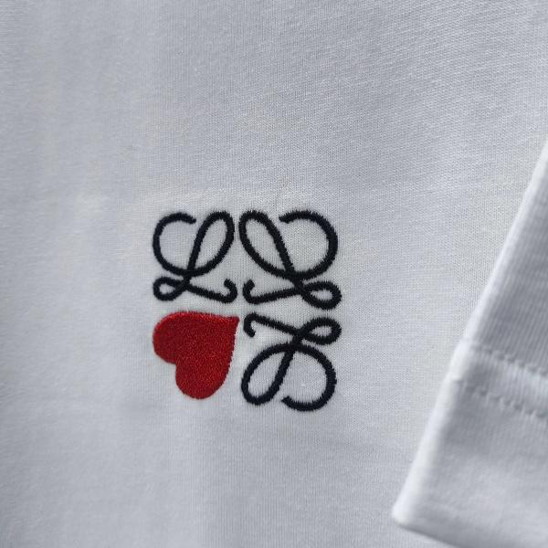 LOEWE コピー ロエベ ハートアナグラム刺繍 半袖Tシャツ ワンポイントデザイン リラックスフィット 2026新作 人気トップス